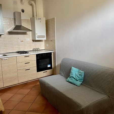 Ferienwohnung Il Tulipano Trezzano Rosa Exterior foto